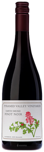 Pyramid Valley, Earth Smoke Pinot Noir, Canterbury
