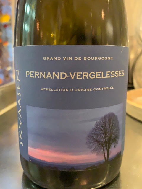 Skyaasen, Pernand-Vergelesses