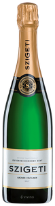 Winzerin Birgit Wiederstein, Perlenspiel Gruner Veltliner Brut, Wein