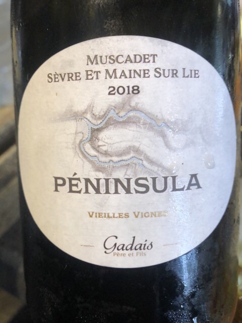 Gadais Pere et Fils, Les Perrieres Monopole Muscadet, Muscadet Sevre et Maine